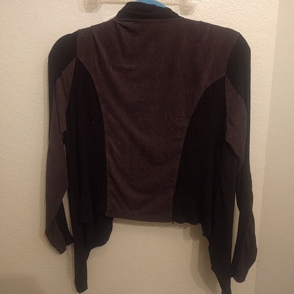 Cardigan - Picture 2 of 3